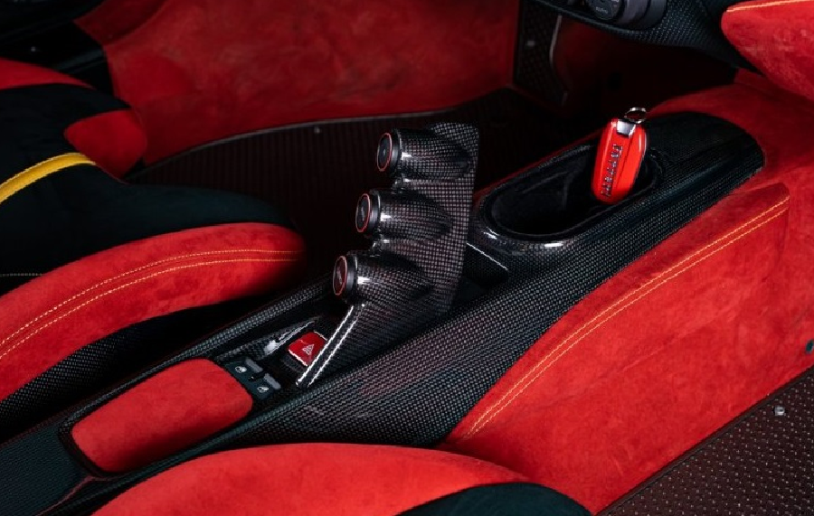 2019-ferrari-488-pista-red